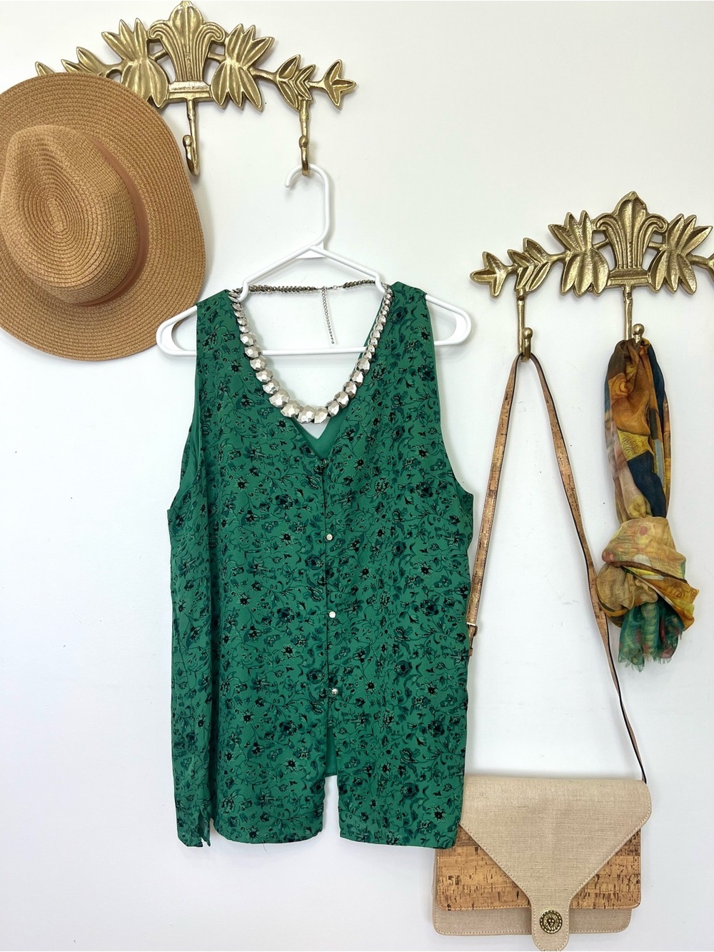 Green Floral Sleeveless Button Front Top XL